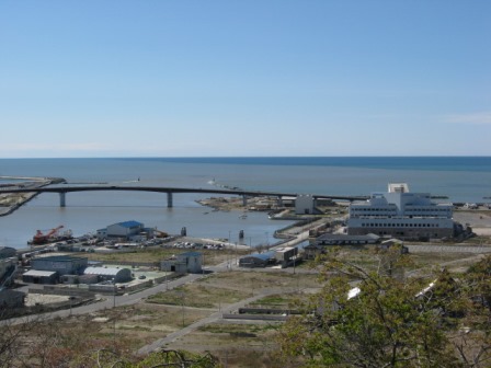a勴