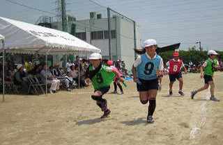 中学年リレー